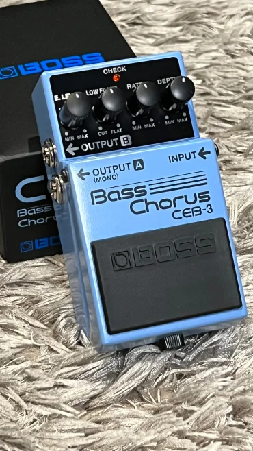 Boss CEB-3