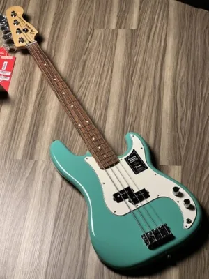 Fender Precision Bass