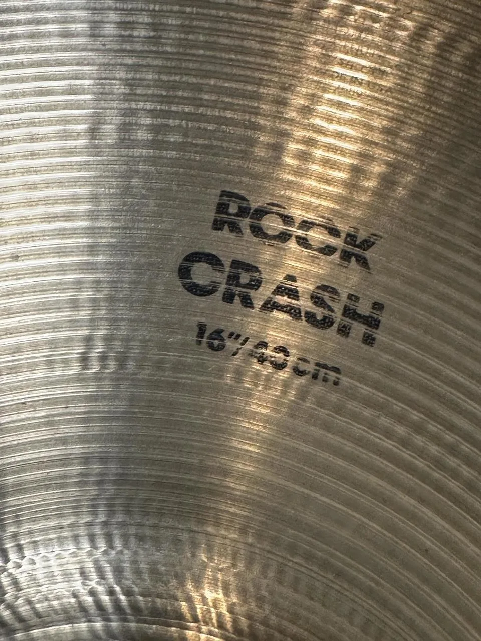 Zildjian Avedis rock crash 16”