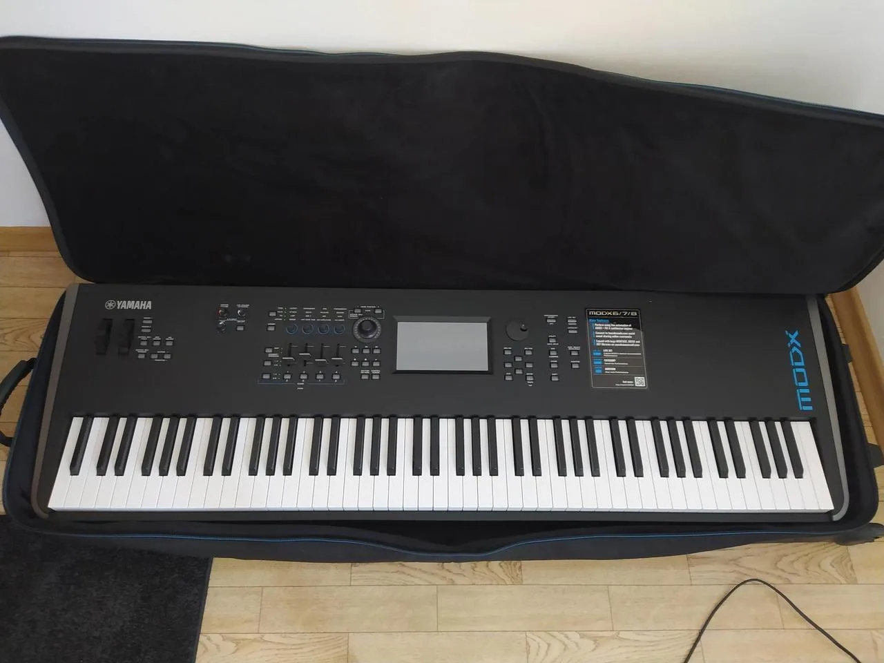 Nord Electro 6D 73 nový nevyužitý dohodou, pouzdro možné
