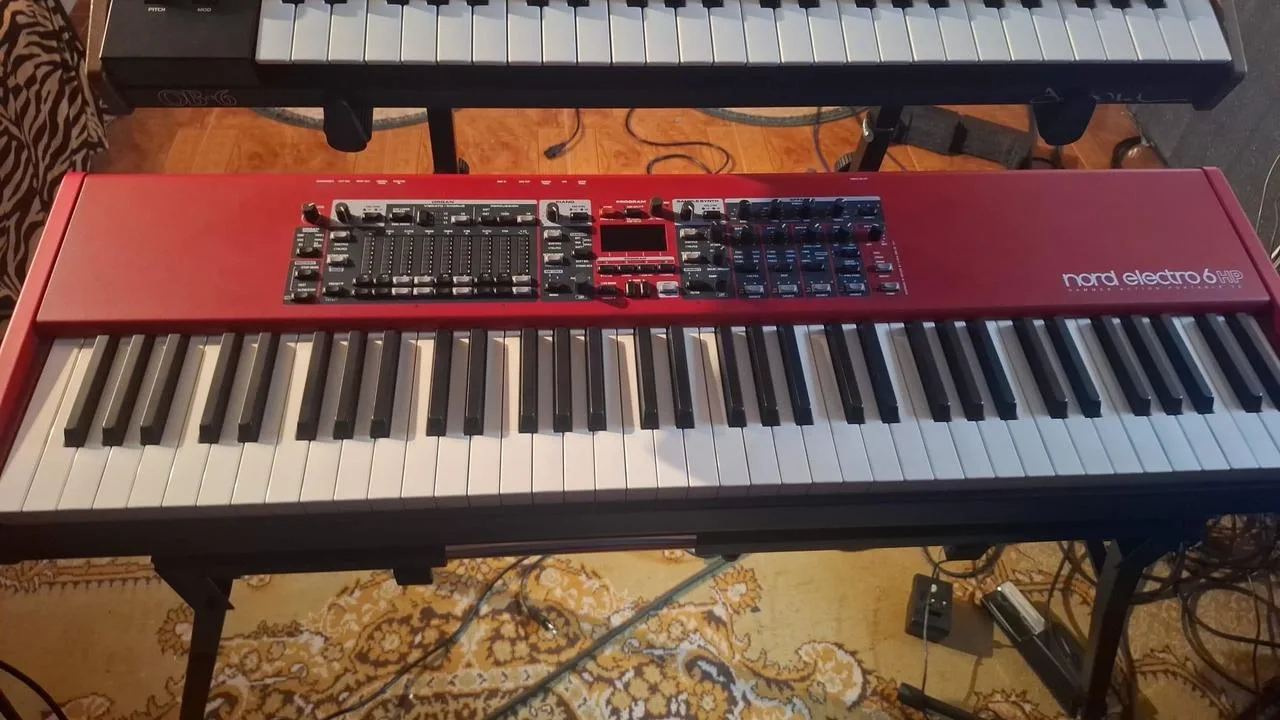 Vymeny /prodej  Nord Nord Stage 4 Compact 73 zanovni s dph