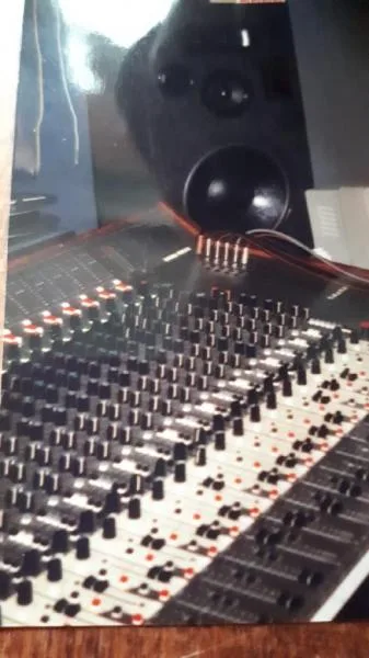 Studiový MIX DR4000 24+8 EFX cest NEW PRICE 36000Kč s kabeláží