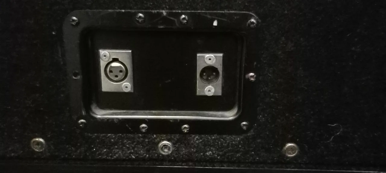 Aparatůru 2 x 500W Dohoda
