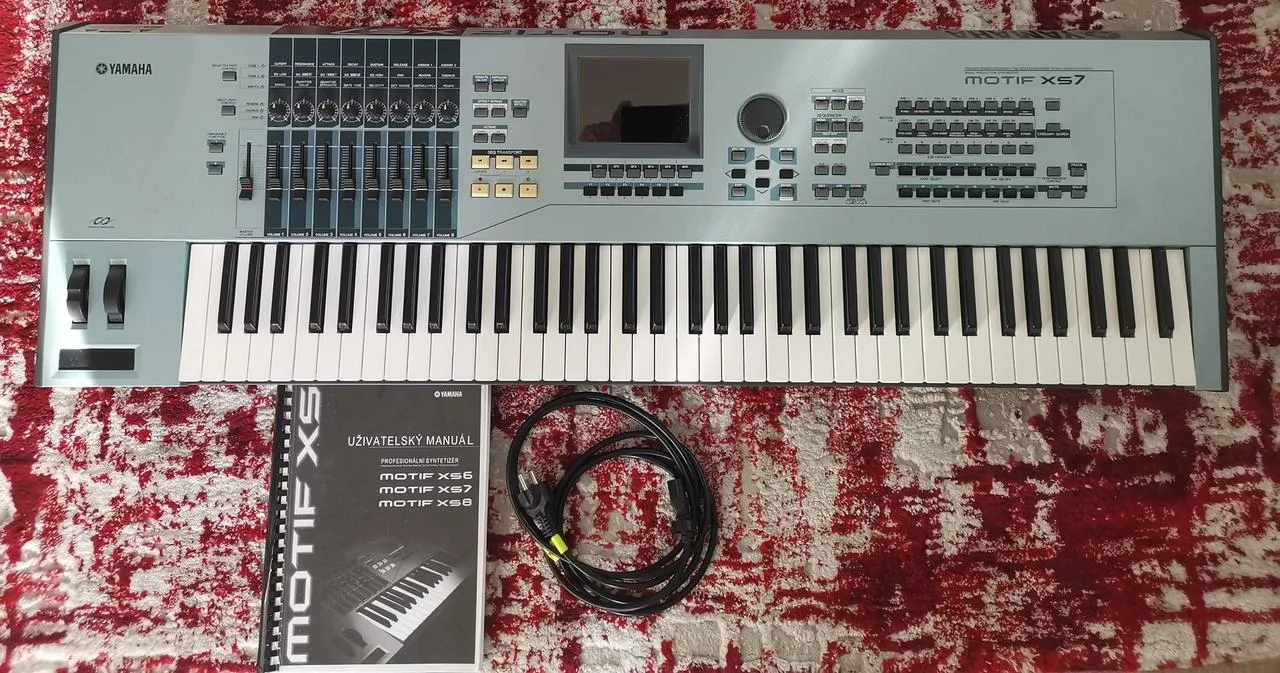 Yamaha Motif XS7