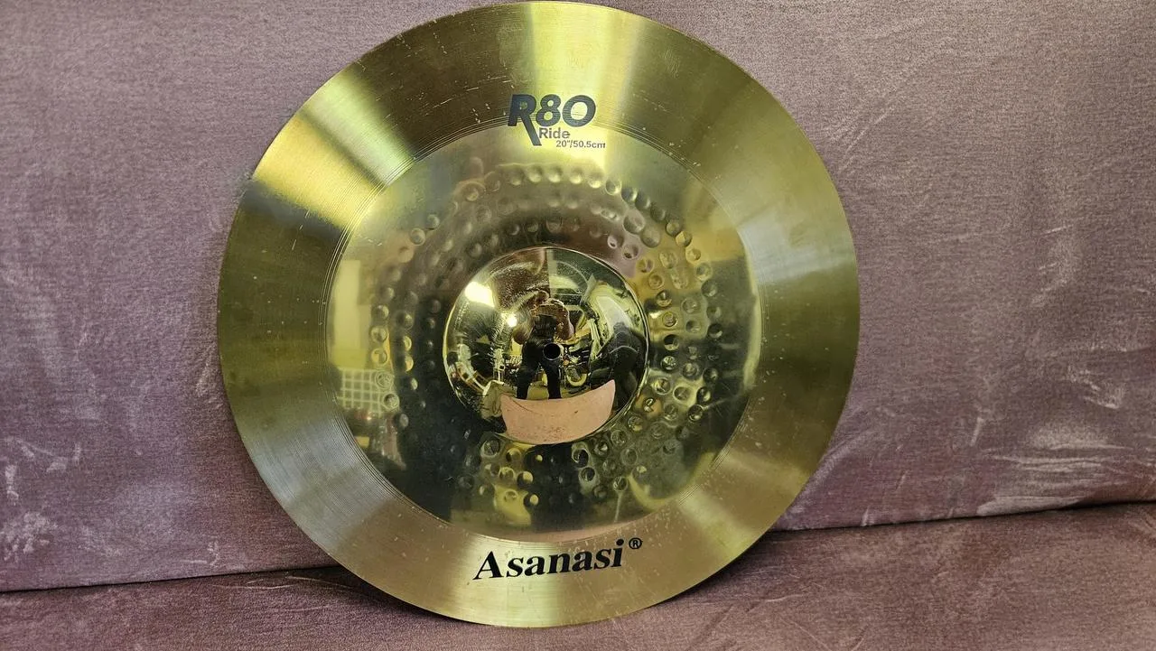 Prodám zánovní 20" ride Asanasi R80