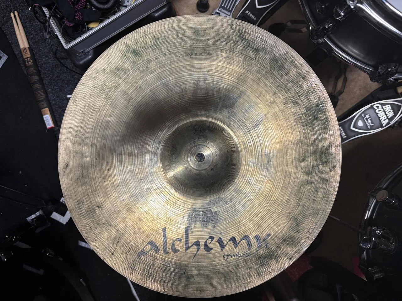 Istanbul Agop Alchemy Professional 16” medium crash