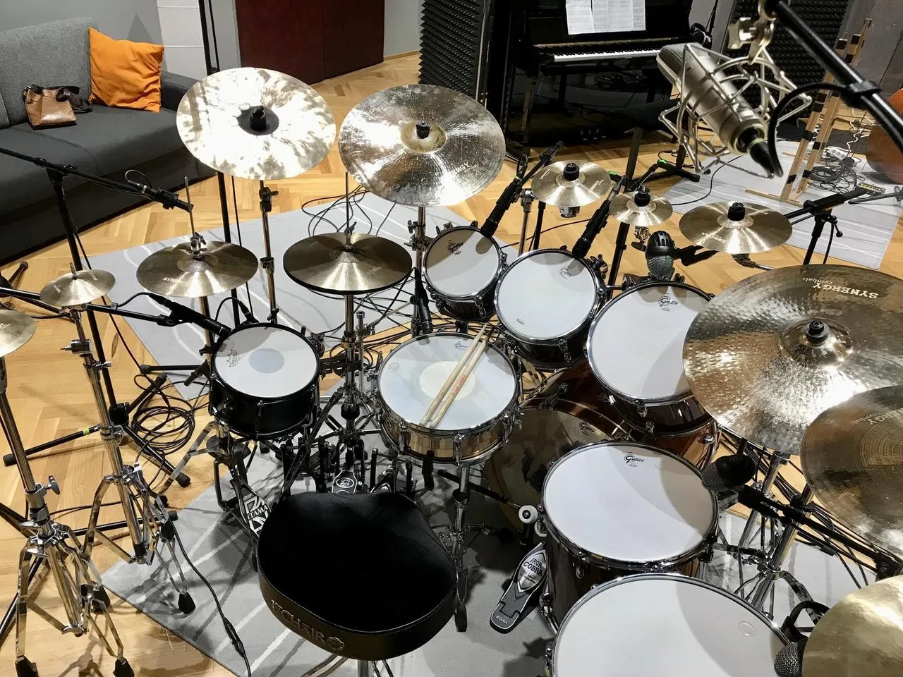Session / Studio Drummer