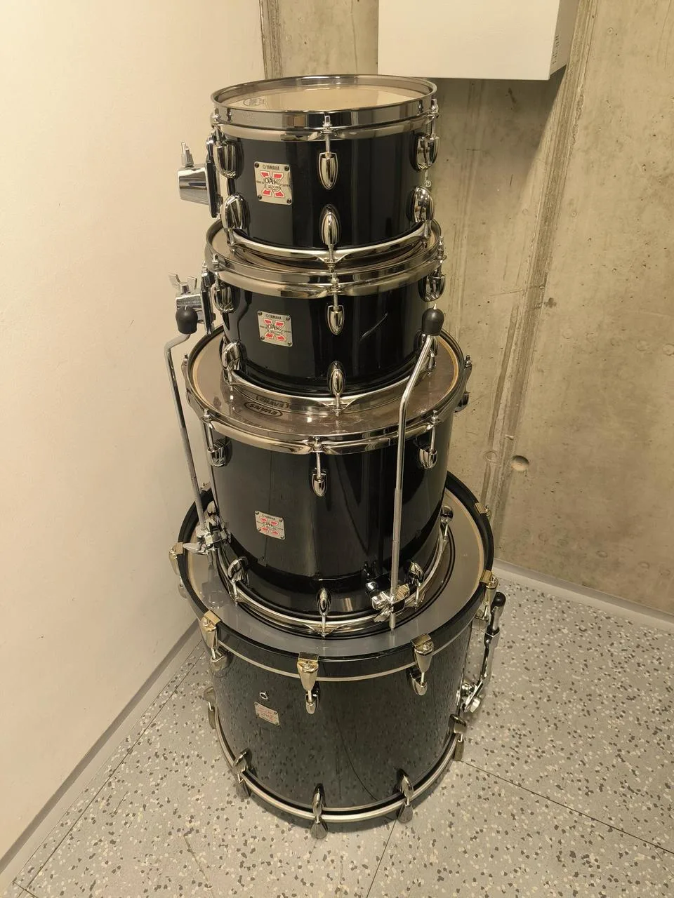 Rezervováno - Yamaha OAK Custom X - Limitovaná edice