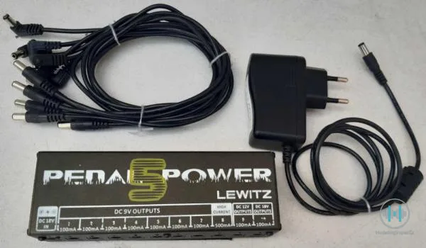 Revoltage CP-05 Napájecí adaptér Pedal Power - LEWITZ