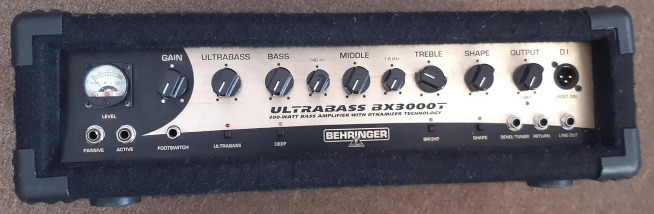 Zesilovač pro baskytaru - Behringer ULTRABASS BX 3000T