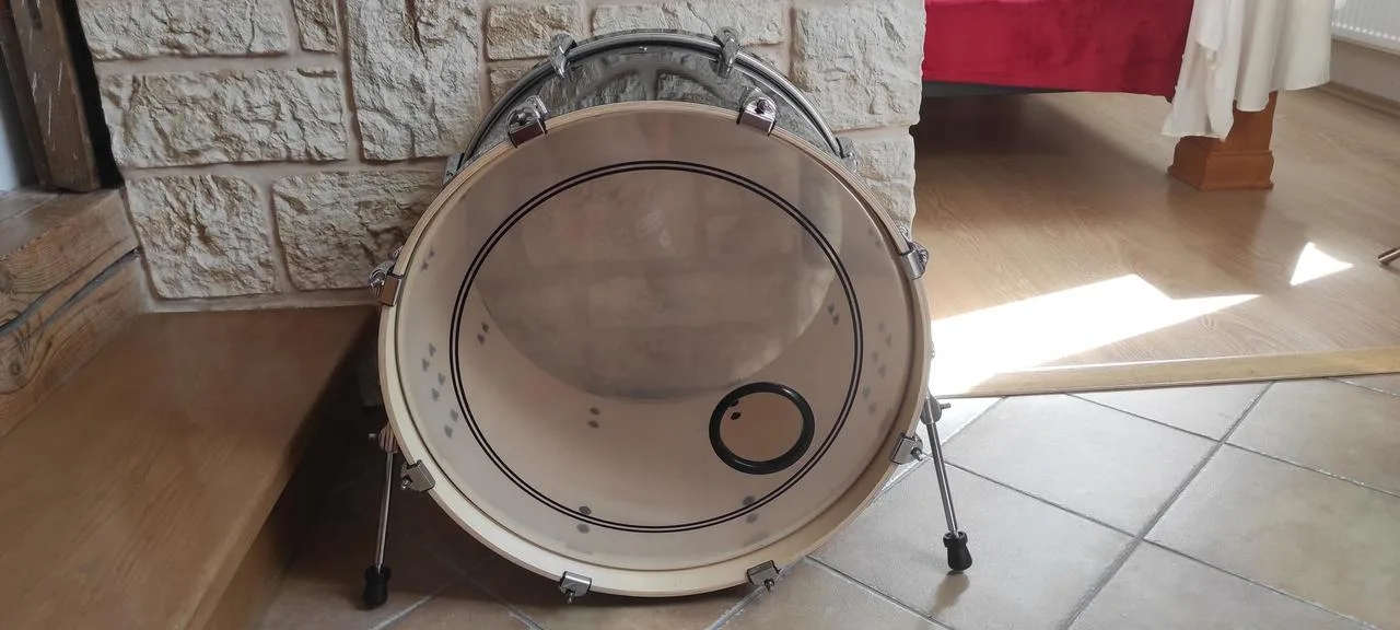 BD TAMA Imperialstar 22"x18"