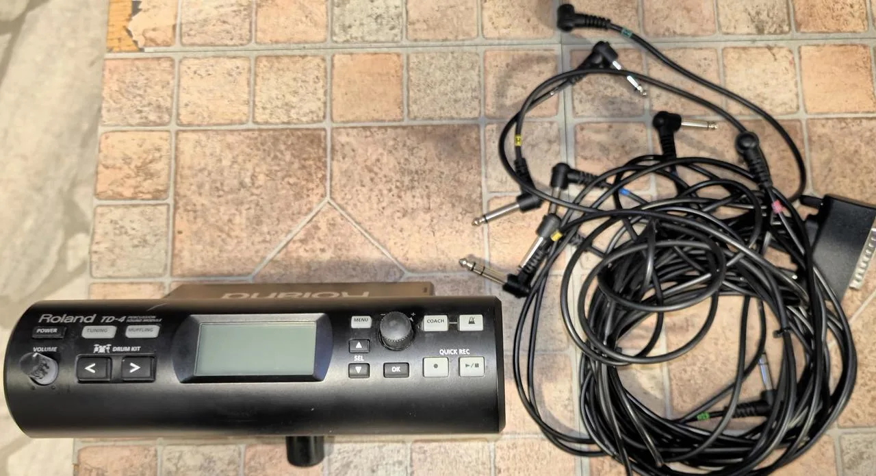 Roland TD-4 (KX) bez multicore kabelu