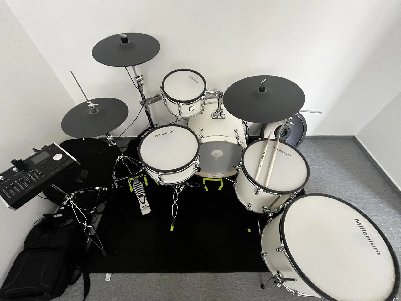 Millenium MPS-1000 D2 E-Drum Set PW