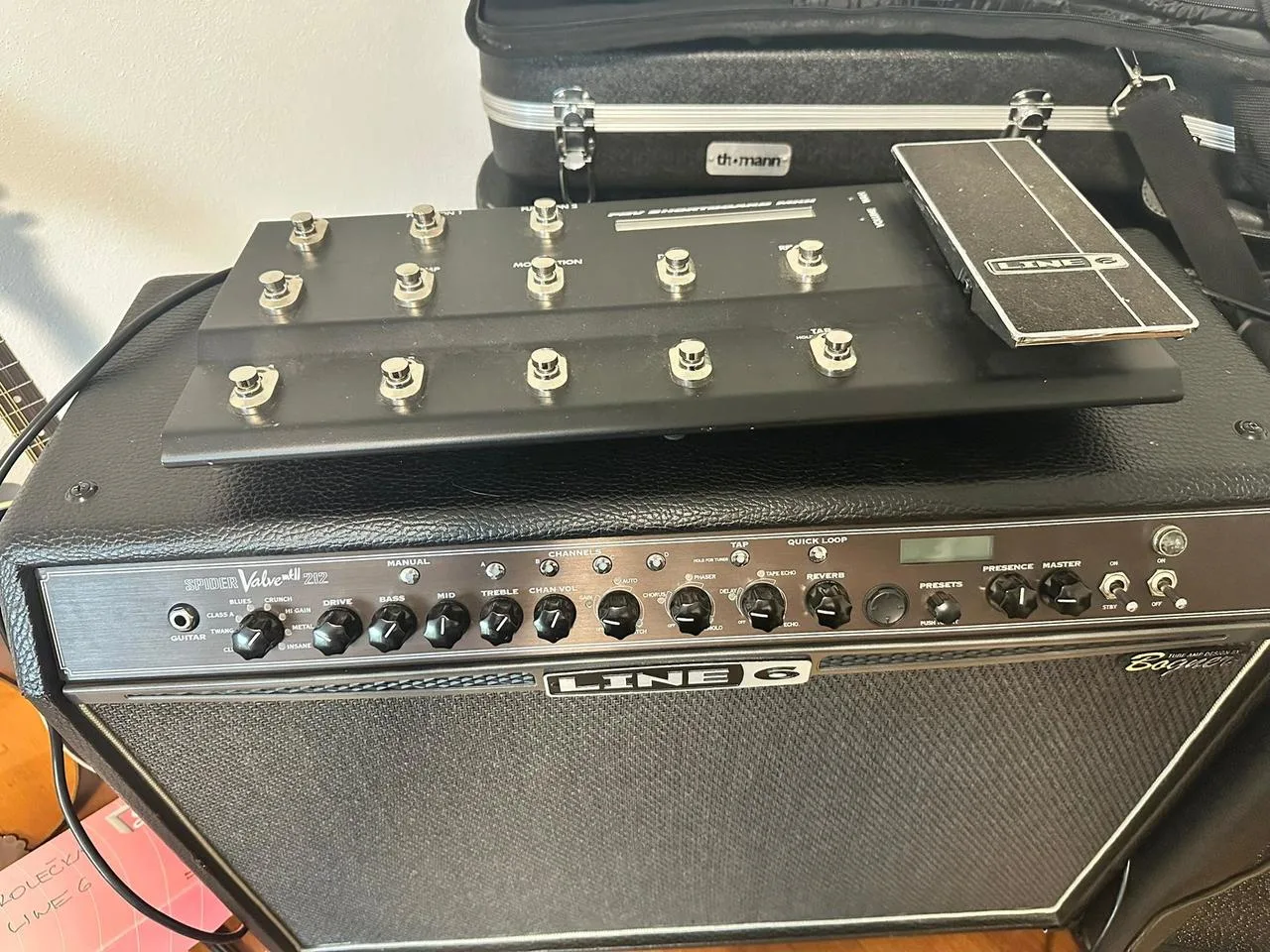 Line 6 Spider Valve MkII 212 (Tube Amp by Bogner) Footswitch