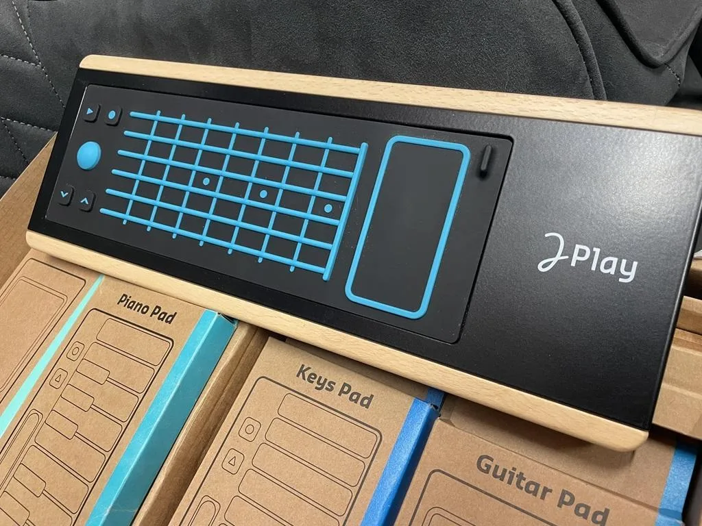 Expresivní MIDI MPE kontrolér 4v1 Joué Play Pro (Rarita)