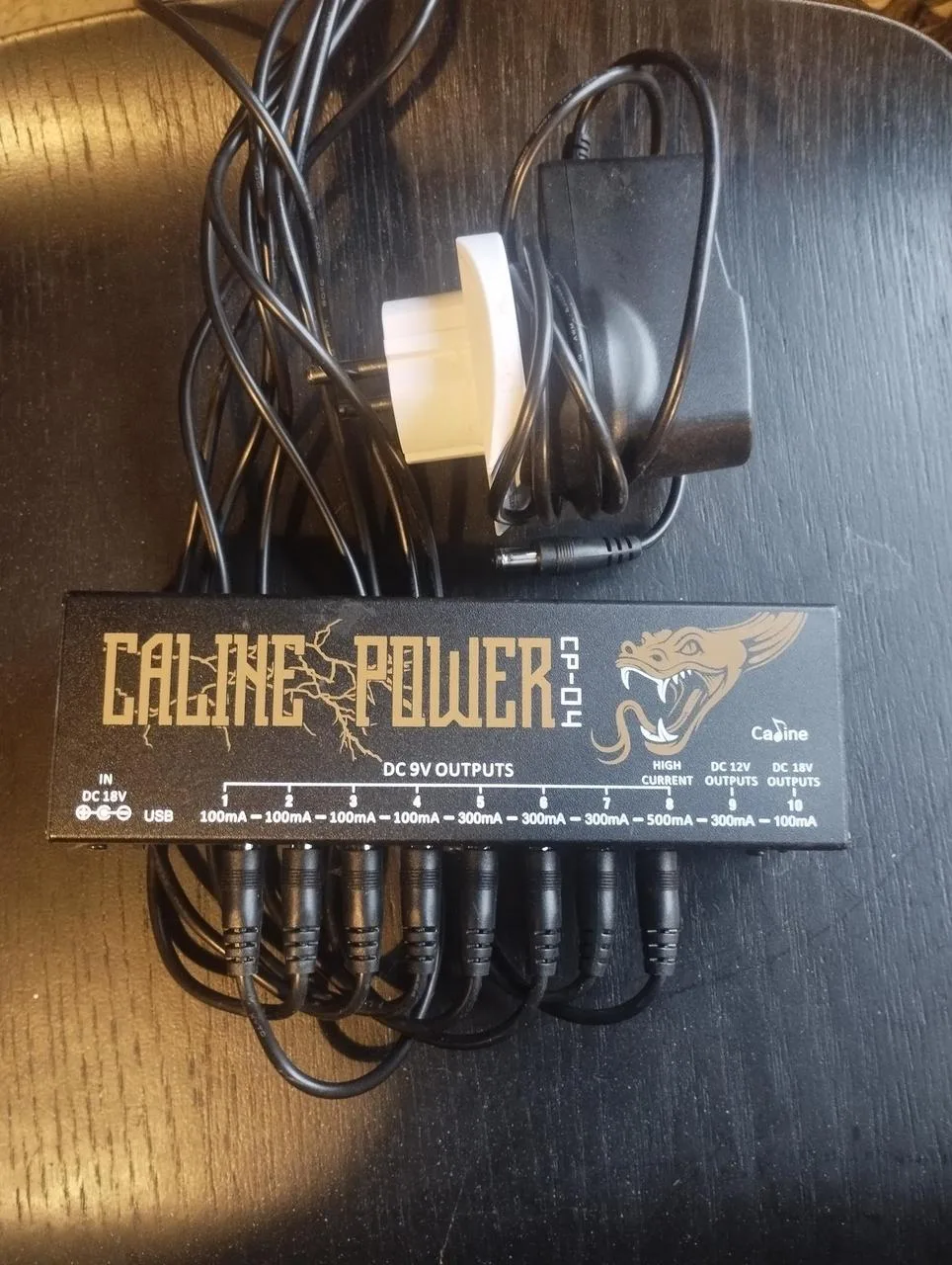Caline Power - zdroj k efektům
