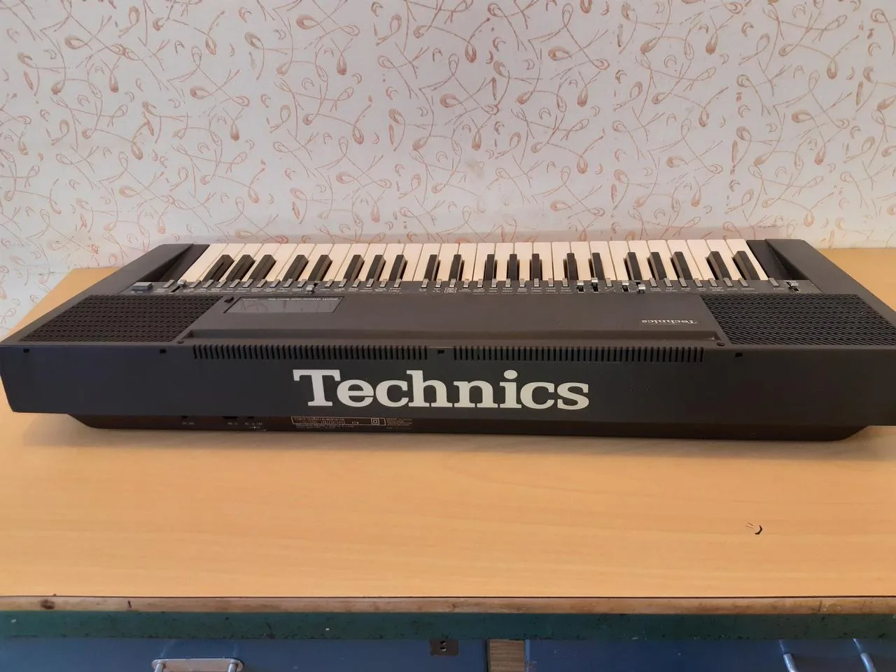 Technics SX K250 s kufrem a pamětí