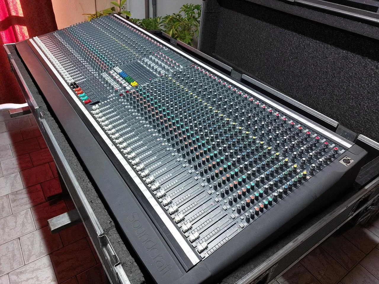 Soundcraft SM20-monitor
