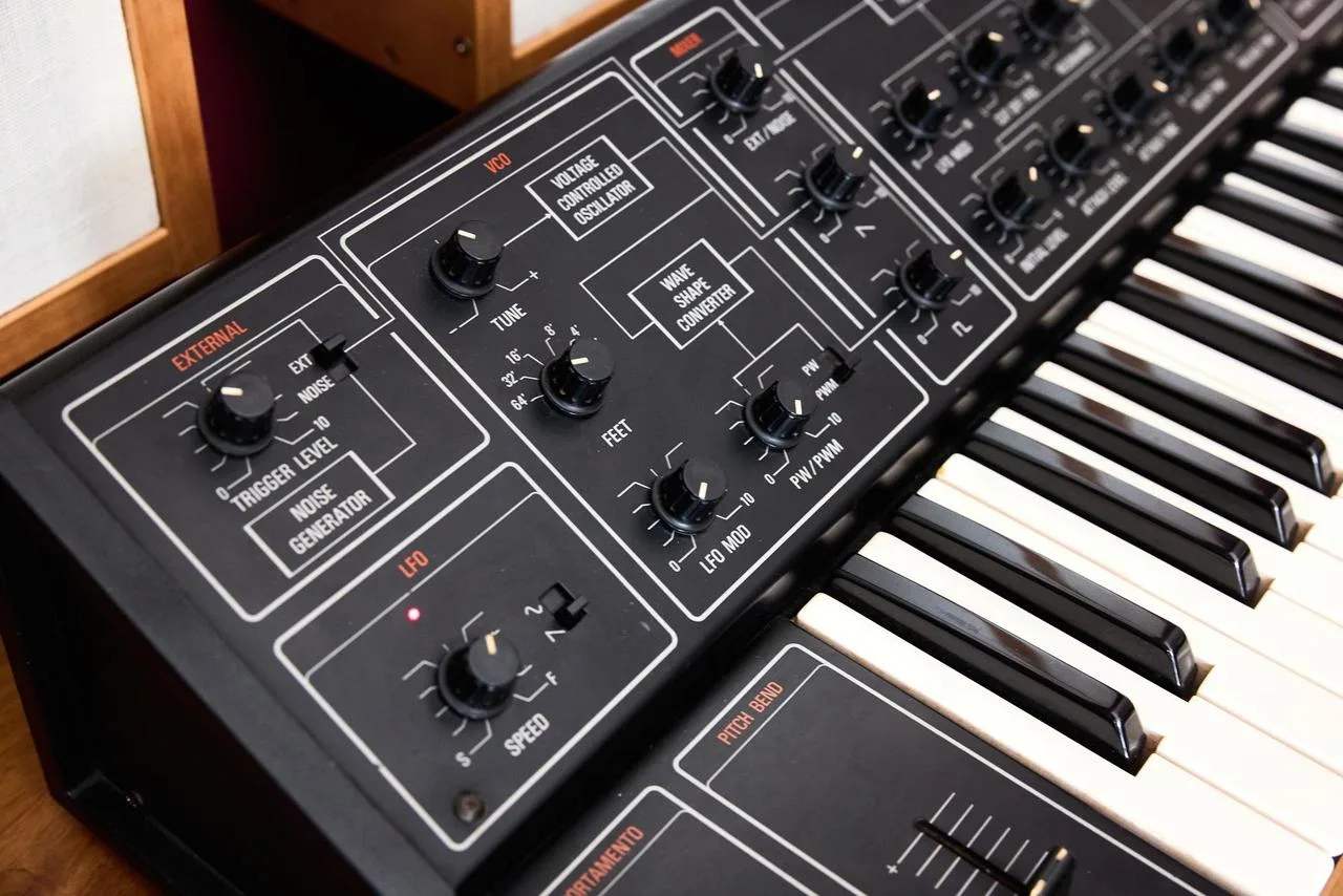 Yamaha CS-10
