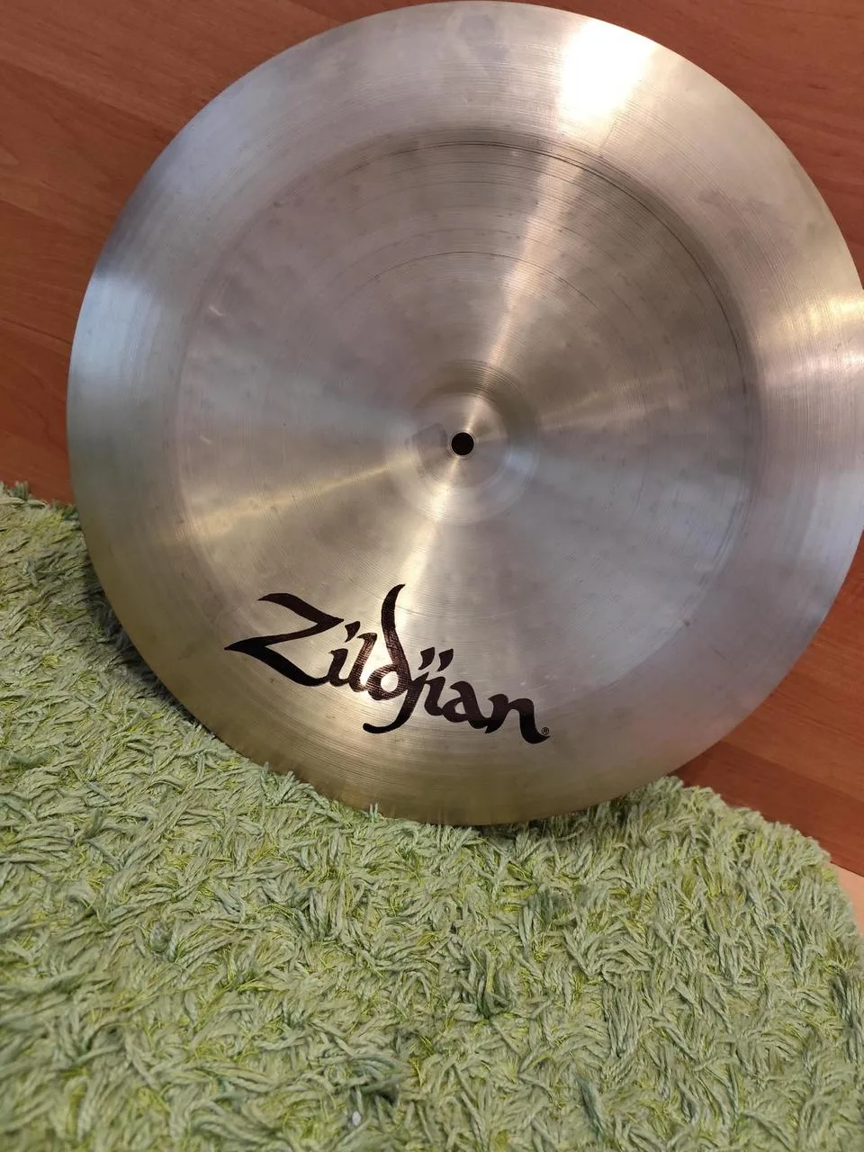 PREDAM CHINU ZILDJIAN K DARK 17"