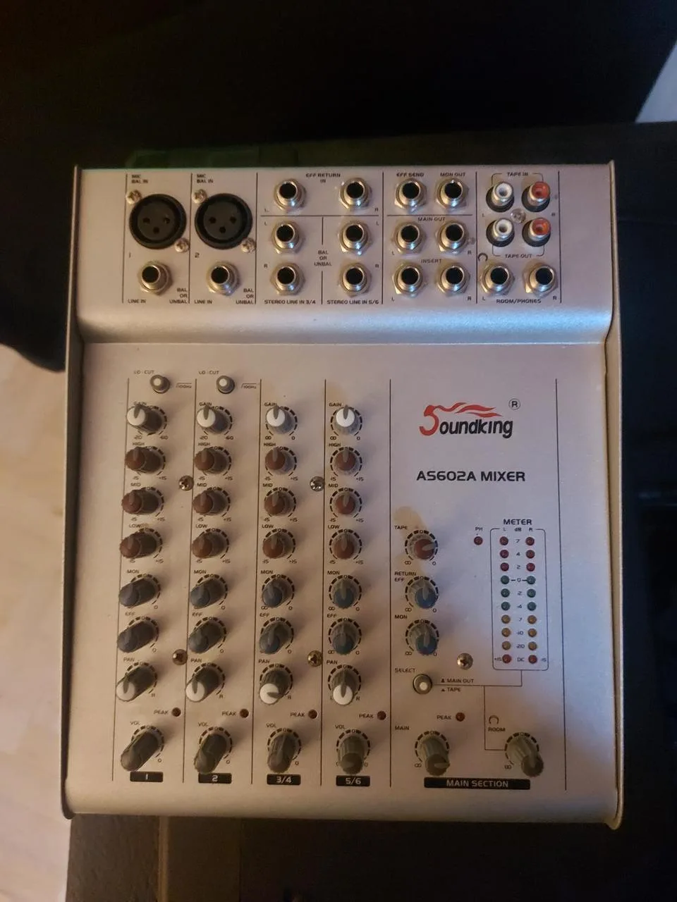 Soundking AS602A