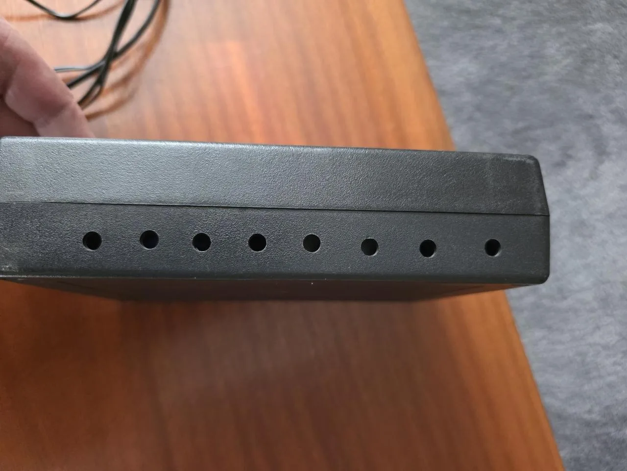 Unikátní napájeci stabilizovaný  (odděleně) zdroj