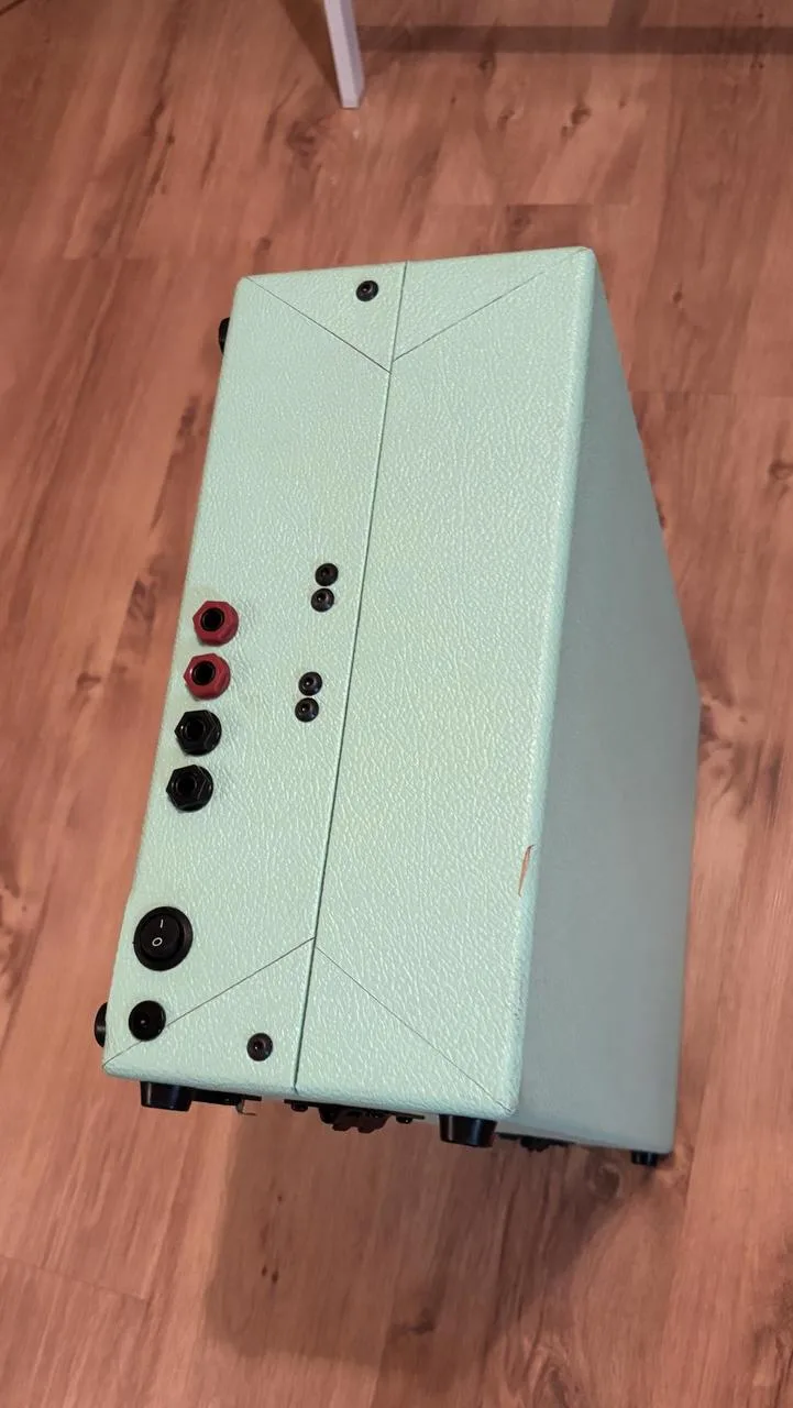 Clank modular case 7U 98 HP + Intellijel 1U moduly