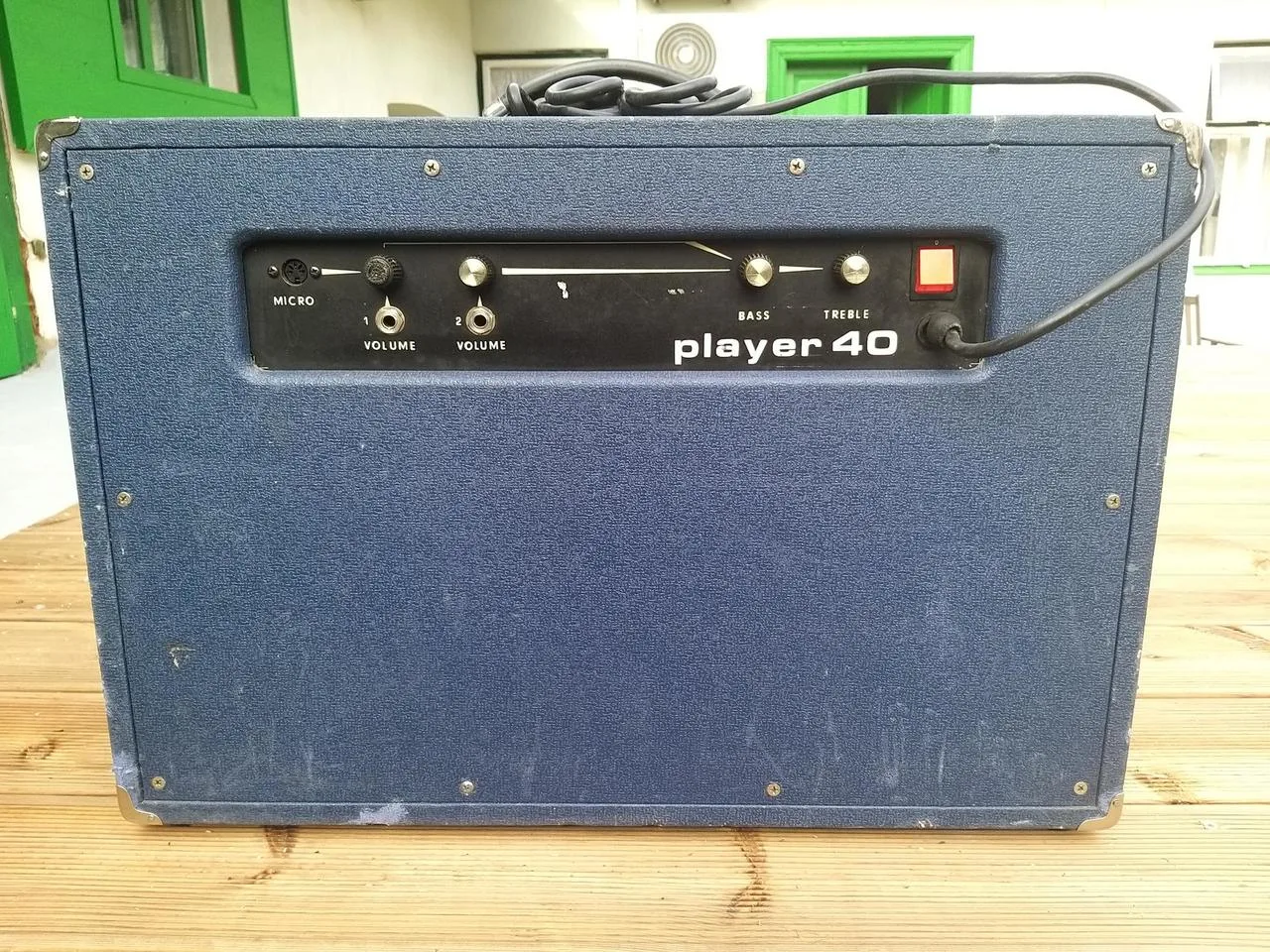 Player 40,kombo na kytaru z60 let