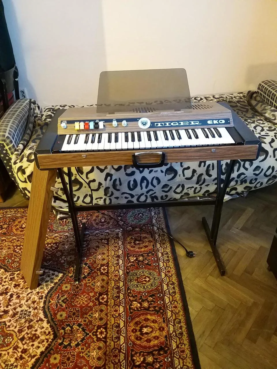 EKO TIGER varhany výroba Itálie  1970rok