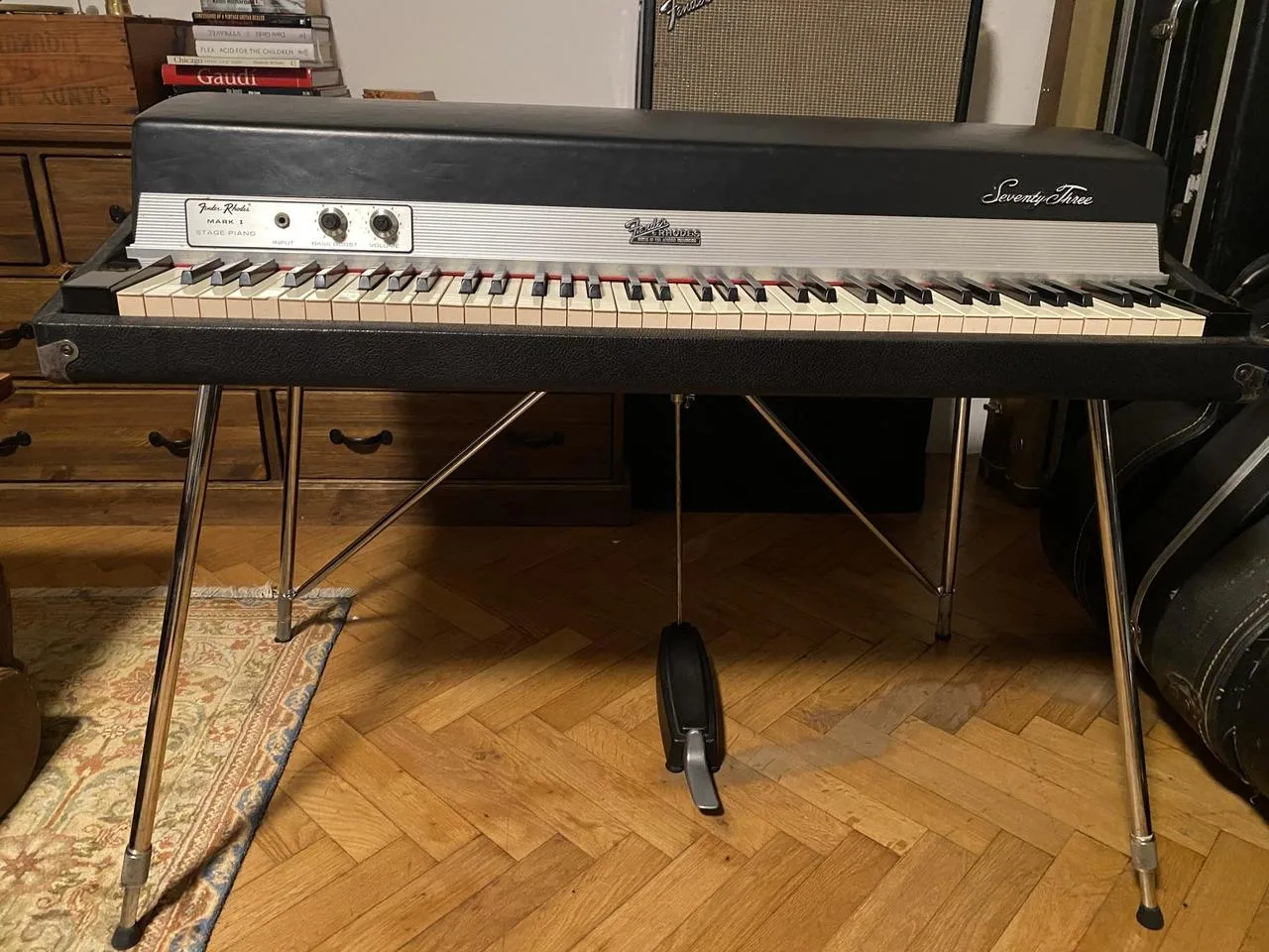 Fender Rhodes 73 Mark1. Stage model