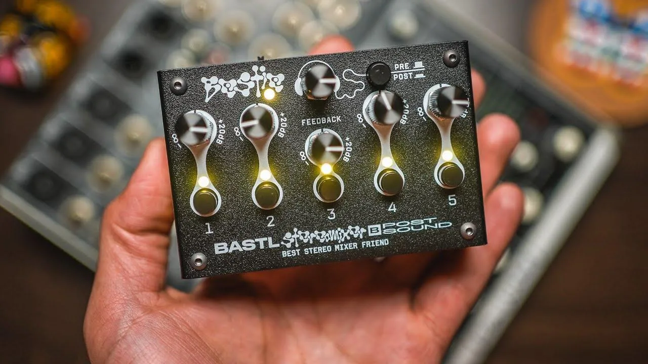 Kúpim kompaktný stereo mixpult Bastl Bestie