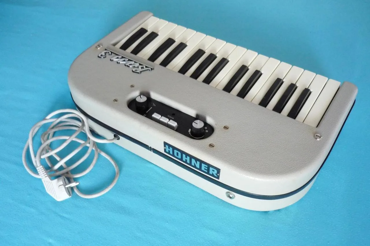 Piano Hohner Bass 3