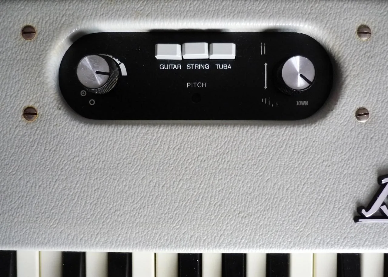 Piano Hohner Bass 3