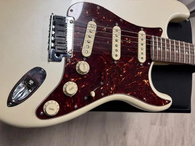 fender stratocaster USA deluxe