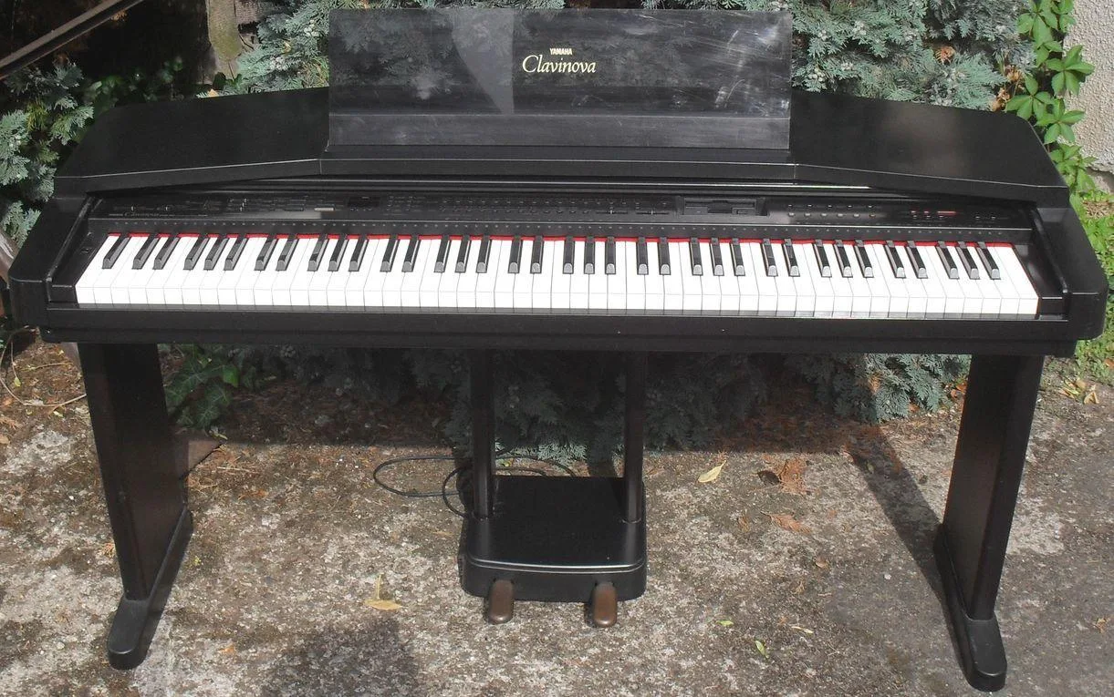 Digitální piano Yamaha Clavinova CVP 50