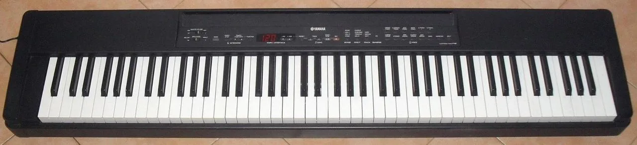 Stage piano Yamaha P-80