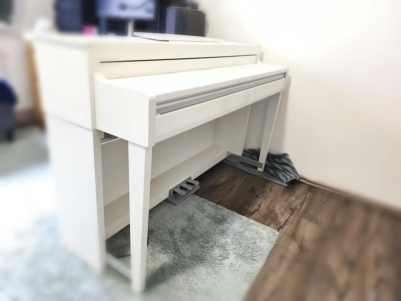 Digitální piáno Thomann DP-51 WH + stolička