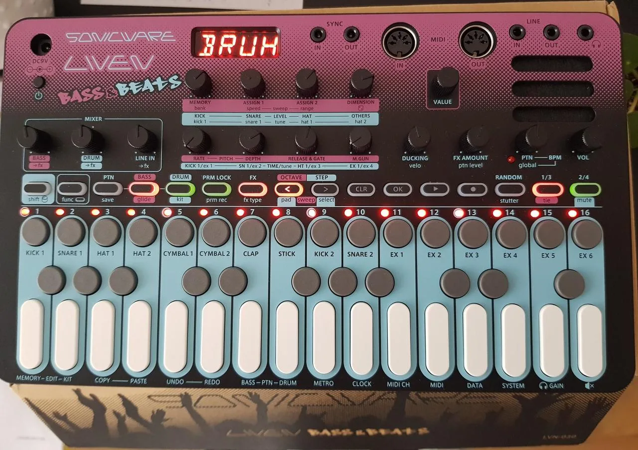 Sonicware LIVEN BASS&BEATS SLEVA!