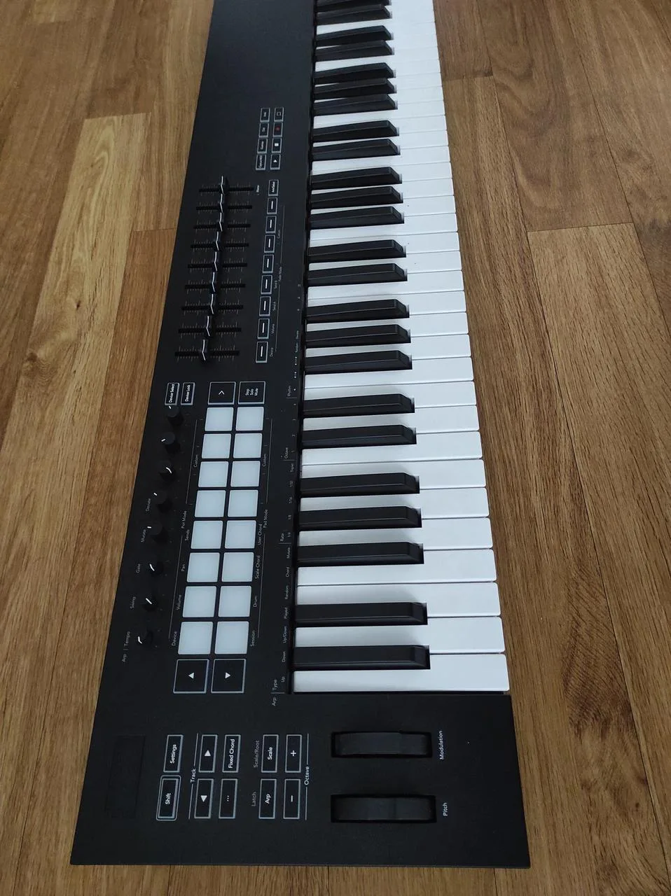 Novation Launchkey 61 MK3