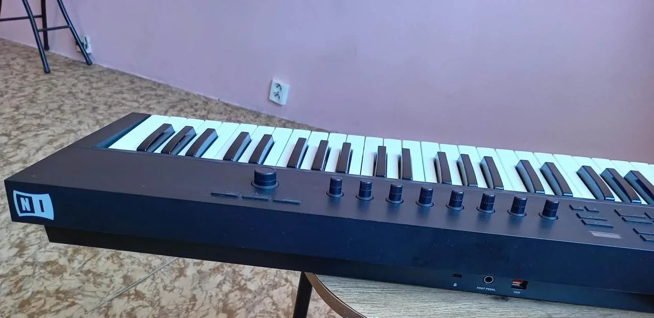 MIDI KOMPLET A49
