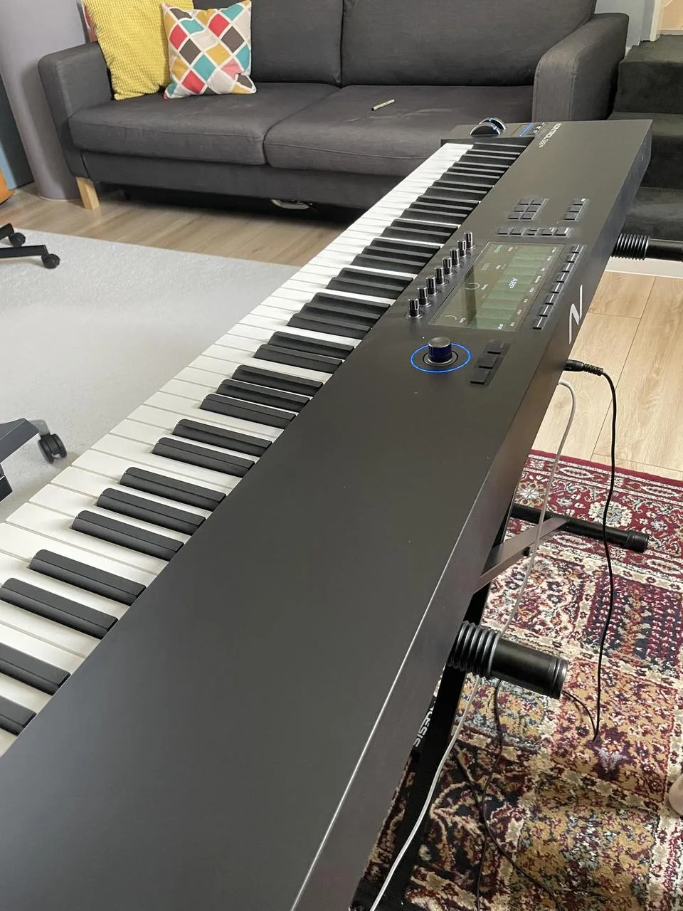 Native Instruments Komplete Kontrol S88 MK — ako nový