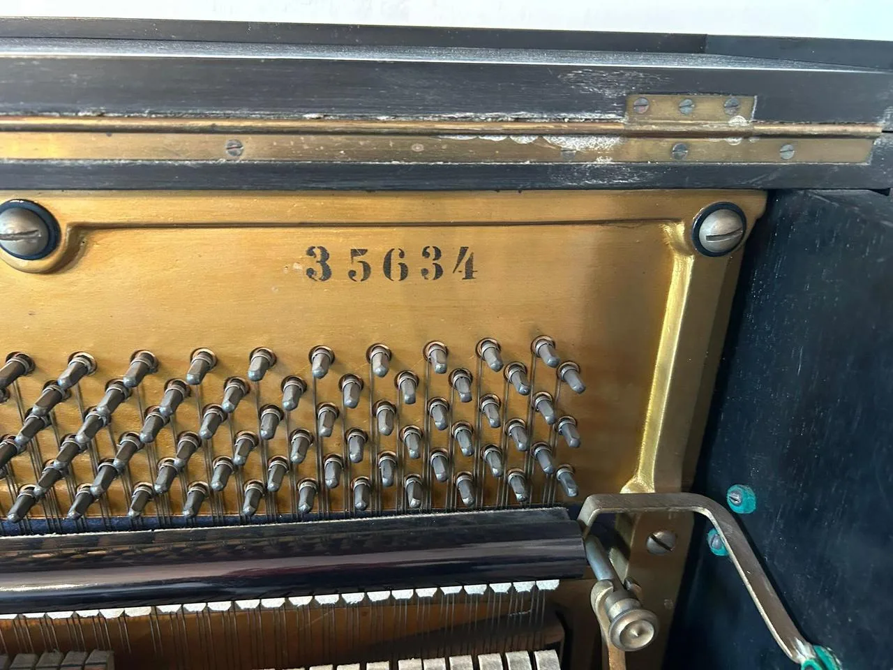 PRODÁM PIANINO PETROF