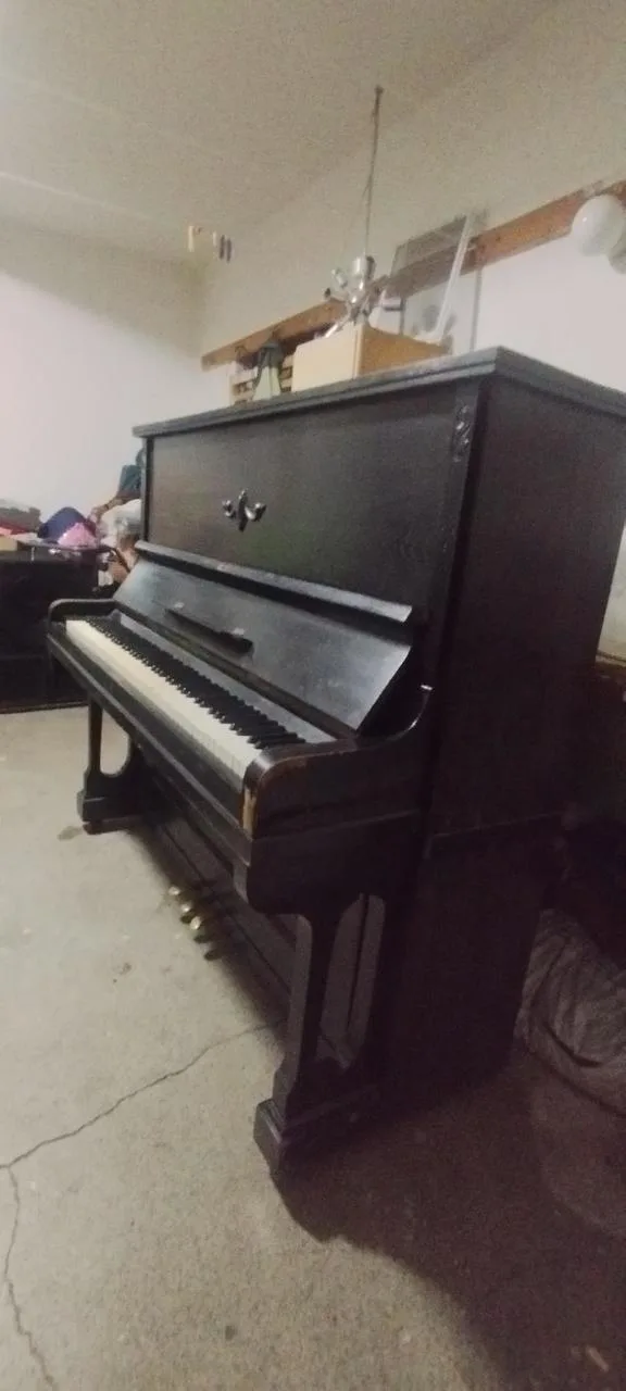 Prodám pianino
