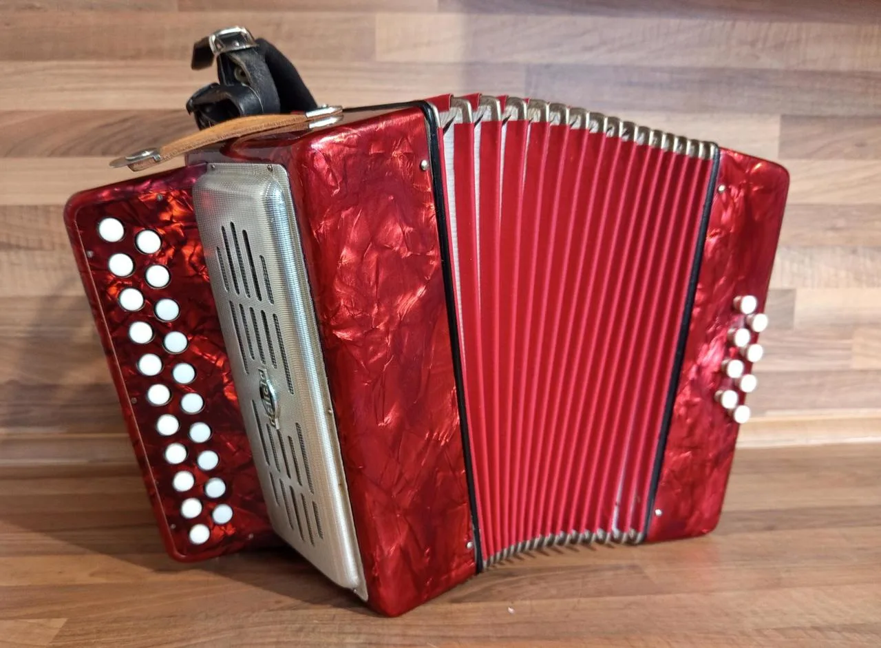 HELIGONKA, HARMONIKA