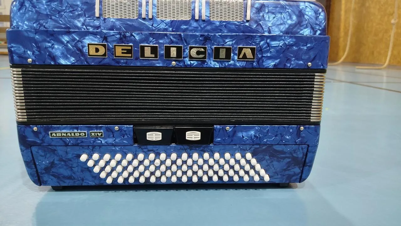 Delicia Arnaldo XIV - 80 basů