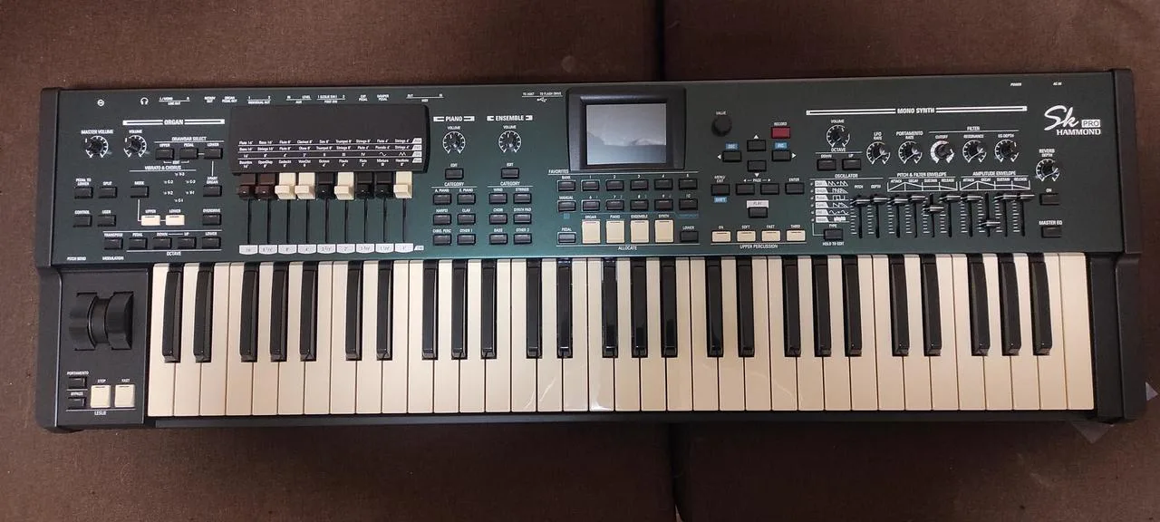 Hammond SKpro + pevny kufr Thon+vylepšení od Hal Tsuchida