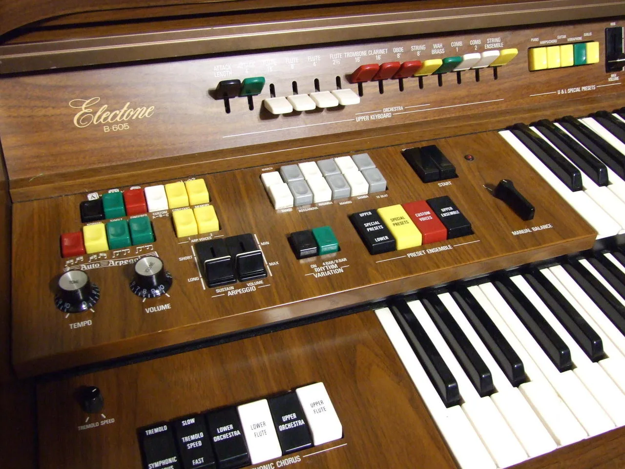 Varhany YAMAHA ELECTONE  B-605