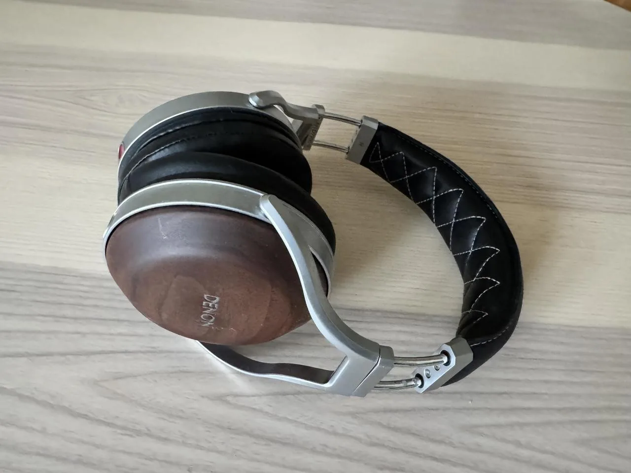 Denon AH-D7200