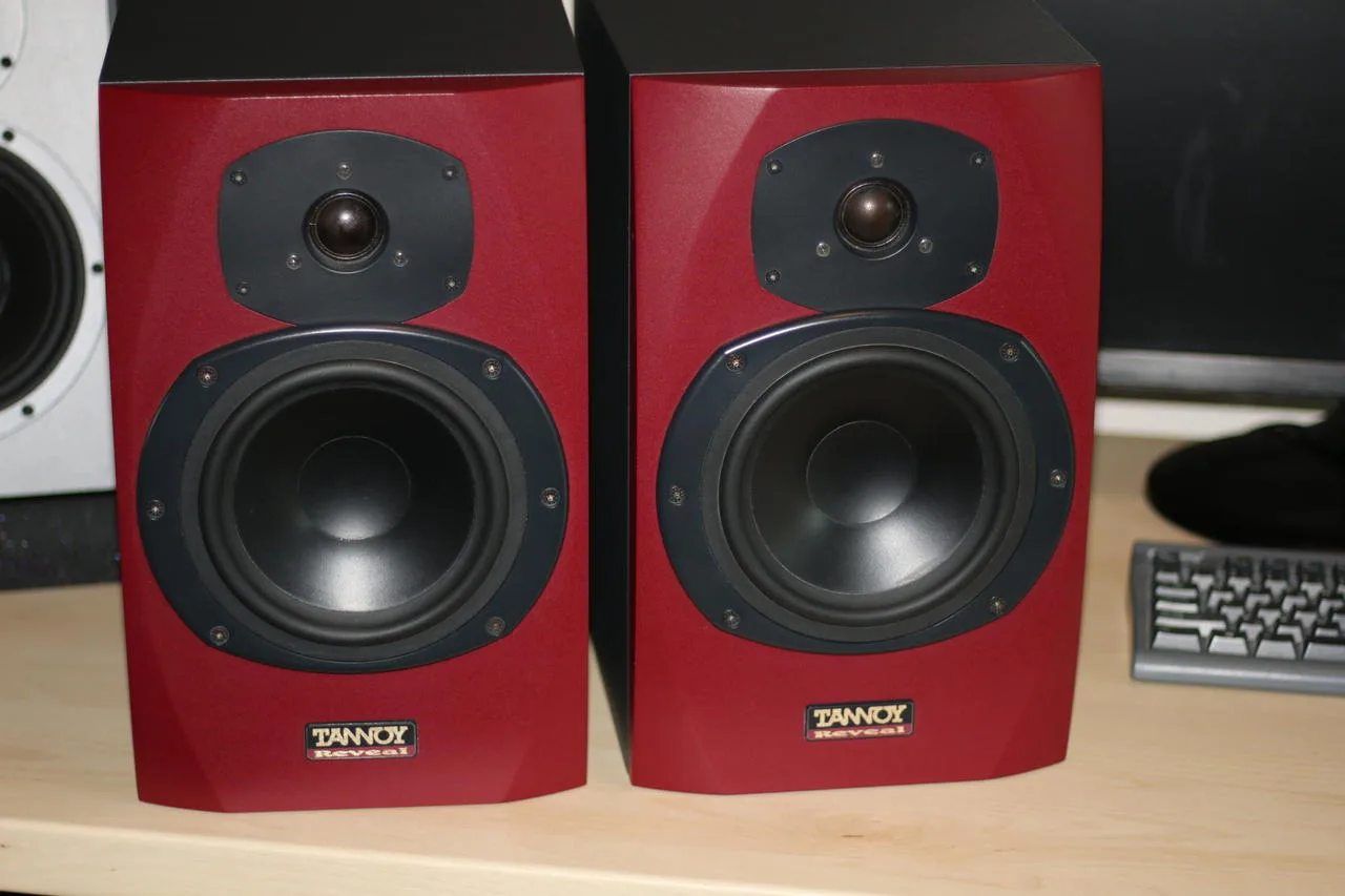 Tannoy Reveal