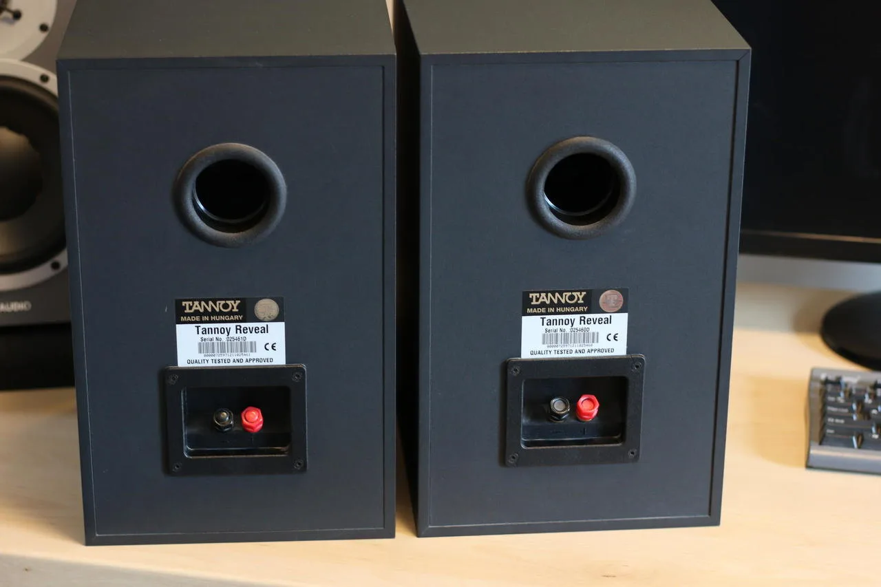 Tannoy Reveal